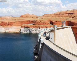 Arizona - Page - Glen Canyon Dam