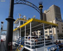 Louisiana - New Orleans - Creole Queen
