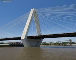 Missouri - St. Louis - Gateway Arch Riverboat Tour