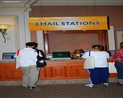 Nevada - Las Vegas - eBay Live 2006 - Mandalay Bay Hotel & Casino