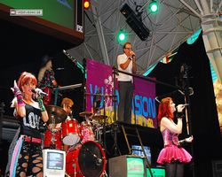 Nevada - Las Vegas - Fremont Street Experience - Absolutely 80s - 2011