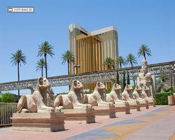 Nevada - Las Vegas - Hotels & Casinos - Luxor