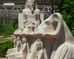 Nevada - Las Vegas - Hotels & Casinos - Luxor