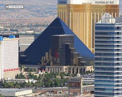 Nevada - Las Vegas - Hotels & Casinos - Luxor