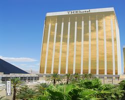 Nevada - Las Vegas - Hotels & Casinos - Mandalay Bay